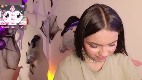 Snapshot of tianale chatting on October 18, 2025, 9:48 pm Tiana Le online show from October 18, 2025, 9:48 pm