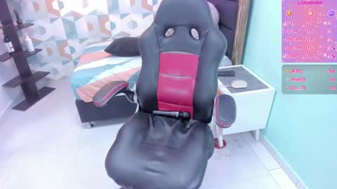 tianapiket online show from January 14, 2025, 2:32 pm