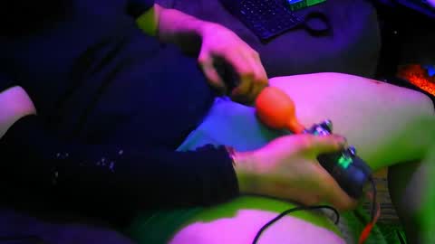 Snapshot of ticklemypickle67 chatting on April 2, 2026, 6:33 am ticklemypickle67 online show from April 2, 2026, 6:33 am