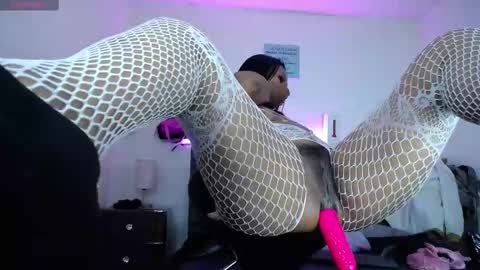 Tifanny Nails  online show from February 15, 2025, 11:50 am