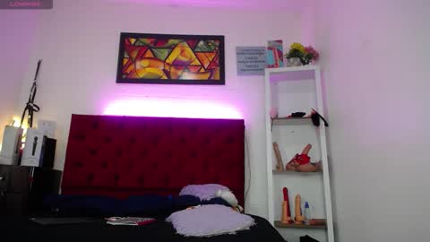 Tifanny Nails  online show from January 6, 2026, 3:05 pm