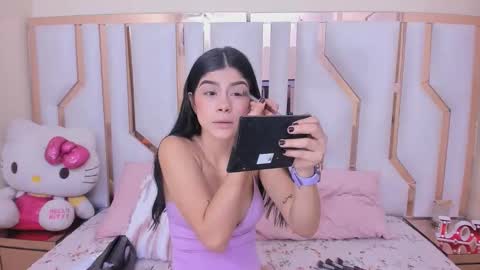    online show from September 26, 2025, 8:35 pm