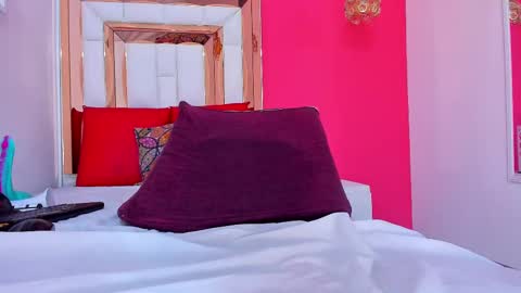 Karolina online show from February 28, 2025, 10:50 pm