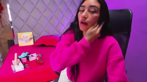 TIFANI online show from January 22, 2025, 4:34 am