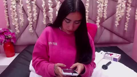 TIFANI online show from January 26, 2025, 2:24 am