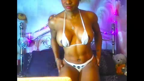Tiffani Love online show from January 27, 2025, 4:43 pm
