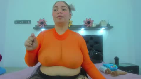 tiffany  online show from January 10, 2025, 12:26 pm