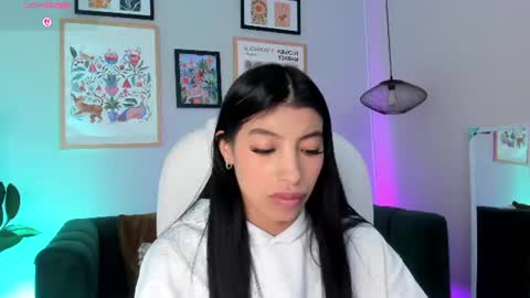 Snapshot of tiffany_low chatting on June 22, 2026, 3:09 pm tiffany_low online show from June 22, 2026, 3:09 pm