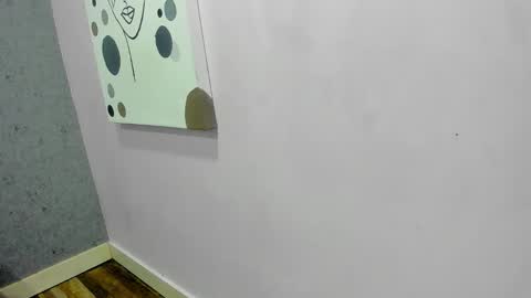 tiffany_mendez online show from November 1, 2025, 12:07 pm