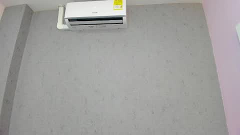 tiffany_mendez online show from November 7, 2025, 12:05 pm