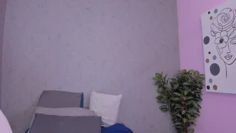 Snapshot of tiffany_mendez chatting on May 9, 2026, 12:10 pm tiffany_mendez online show from May 9, 2026, 12:10 pm