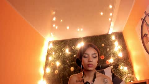 tiffany_sander online show from December 15, 2024, 5:13 am