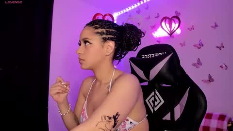 tiffany sofia online show from February 24, 2026, 7:01 pm