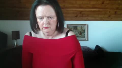 TiffanyMature online show from October 19, 2025, 3:12 pm