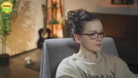 tiffanyriox online show from March 3, 2026, 12:50 am