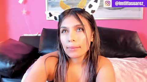 Stefany Suarez online show from January 15, 2025, 1:41 pm