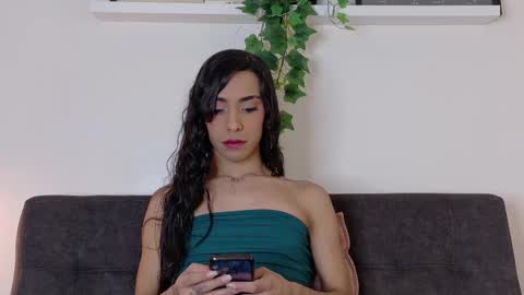 Tiffany  online show from February 20, 2026, 7:58 pm