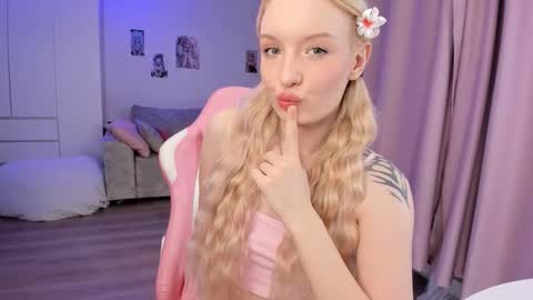 Tiffany online show from February 7, 2026, 3:21 am