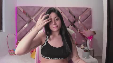 Snapshot of tigerbaby_ chatting on April 5, 2026, 5:54 pm Ana online show from April 5, 2026, 5:54 pm