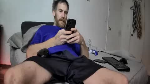Snapshot of tiggity19 chatting on July 5, 2026, 6:31 am Tiggity23 come stroke my 9 cock with ne online show from July 5, 2026, 6:31 am