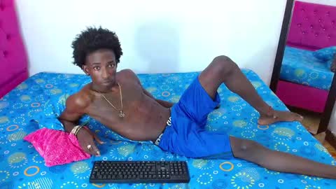 Snapshot of tight_ebony chatting on February 11, 2025, 3:29 am Ashley online show from February 11, 2025, 3:29 am