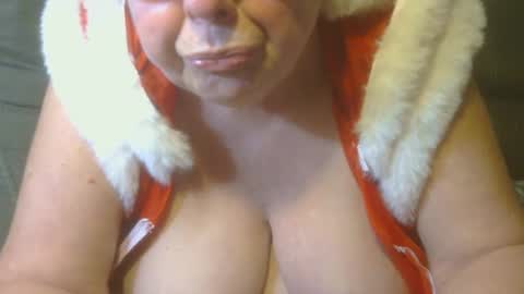 Snapshot of tight_kitty55 chatting on December 8, 2024, 2:39 am tight Kitty55 online show from December 8, 2024, 2:39 am