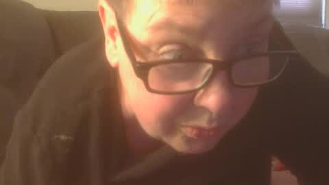 Snapshot of tight_kitty55 chatting on March 23, 2026, 4:22 pm tight Kitty55 online show from March 23, 2026, 4:22 pm
