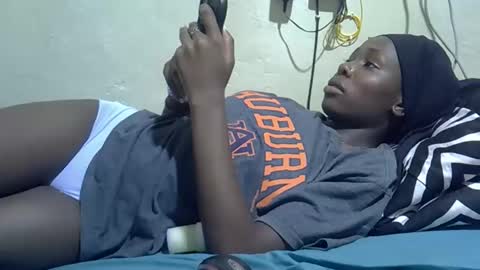 tight_pussie online show from February 15, 2026, 5:31 pm