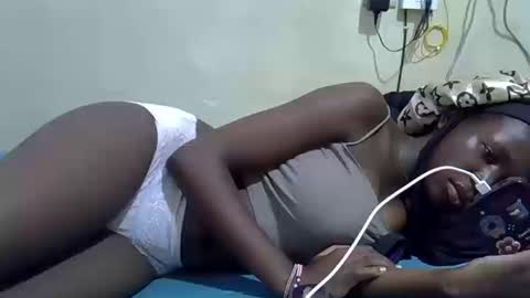 tight_pussie online show from March 13, 2026, 7:48 am