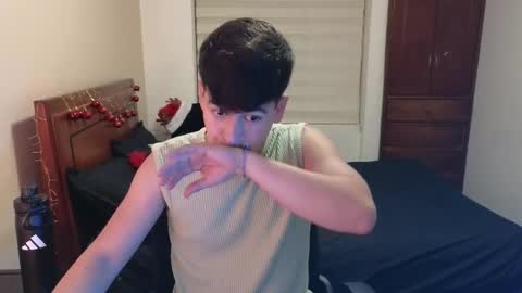 Snapshot of tightncuteass chatting on November 22, 2025, 11:37 pm Camilo online show from November 22, 2025, 11:37 pm