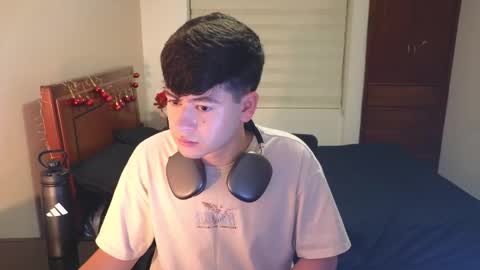 Snapshot of tightncuteass chatting on November 26, 2025, 2:12 am Camilo online show from November 26, 2025, 2:12 am