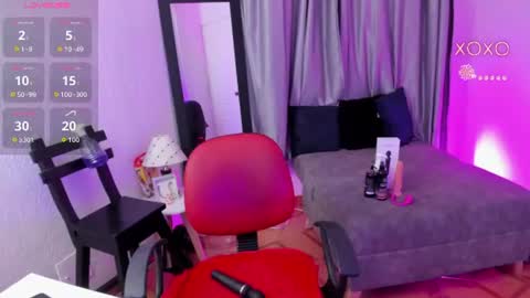 Snapshot of tiinajonus_ chatting on June 25, 2026, 4:01 am tiinajonus_ online show from June 25, 2026, 4:01 am