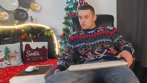 ask me online show from December 29, 2024, 6:49 pm