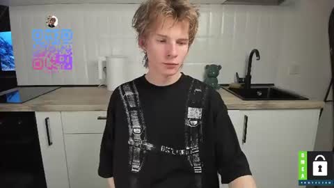 Snapshot of tim_milll chatting on July 9, 2026, 7:29 pm Tim online show from July 9, 2026, 7:29 pm