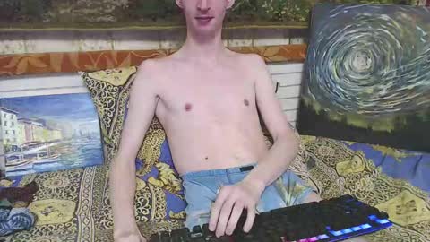 Snapshot of tima_drunk chatting on December 3, 2024, 9:33 am Timofey online show from December 3, 2024, 9:33 am