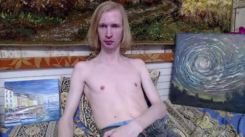 Snapshot of tima_drunk chatting on December 4, 2024, 10:46 am Timofey online show from December 4, 2024, 10:46 am