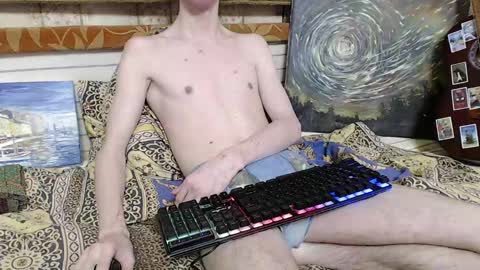 Snapshot of tima_drunk chatting on December 22, 2024, 1:34 am Timofey online show from December 22, 2024, 1:34 am