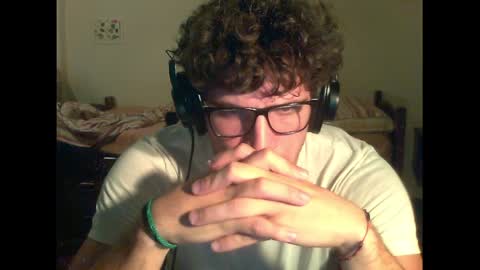 Snapshot of time2getherrx chatting on December 11, 2024, 1:58 am My friends call me Pasta online show from December 11, 2024, 1:58 am