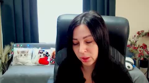Luisa online show from May 27, 2026, 8:11 am