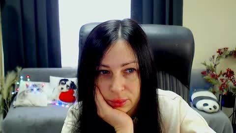 Luisa online show from June 2, 2026, 8:16 am
