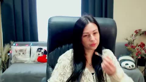 Luisa online show from June 8, 2026, 7:53 am