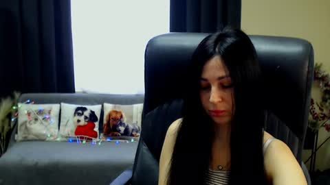 Luisa online show from June 23, 2026, 7:50 am