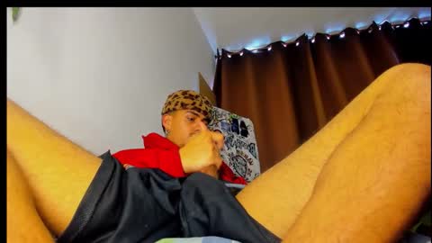 salem online show from October 13, 2025, 1:44 pm