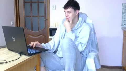 Snapshot of timkinky chatting on November 11, 2025, 7:41 am Tim WhiteS online show from November 11, 2025, 7:41 am