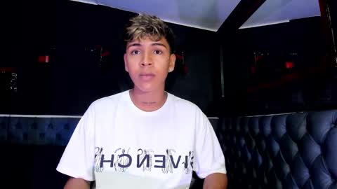Snapshot of timmy_king777 chatting on December 23, 2025, 12:52 am Timmy King -. online show from December 23, 2025, 12:52 am