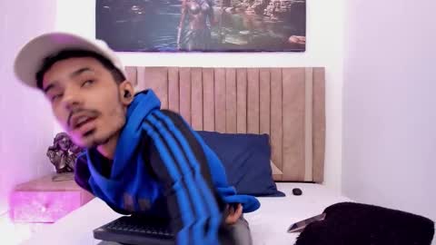 Evans  online show from December 21, 2025, 4:19 am