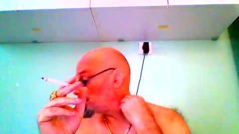 timothy33asd online show from September 16, 2025, 7:09 am
