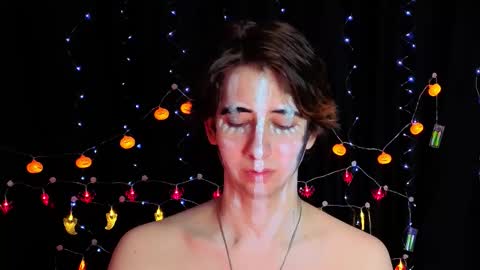 Timothy Fox online show from October 20, 2025, 2:39 pm