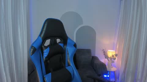 timi  jones online show from December 15, 2024, 10:47 pm