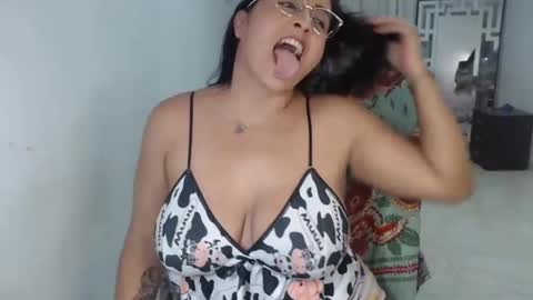 Snapshot of tina_cutexx chatting on January 24, 2025, 1:24 am tina cutexx online show from January 24, 2025, 1:24 am